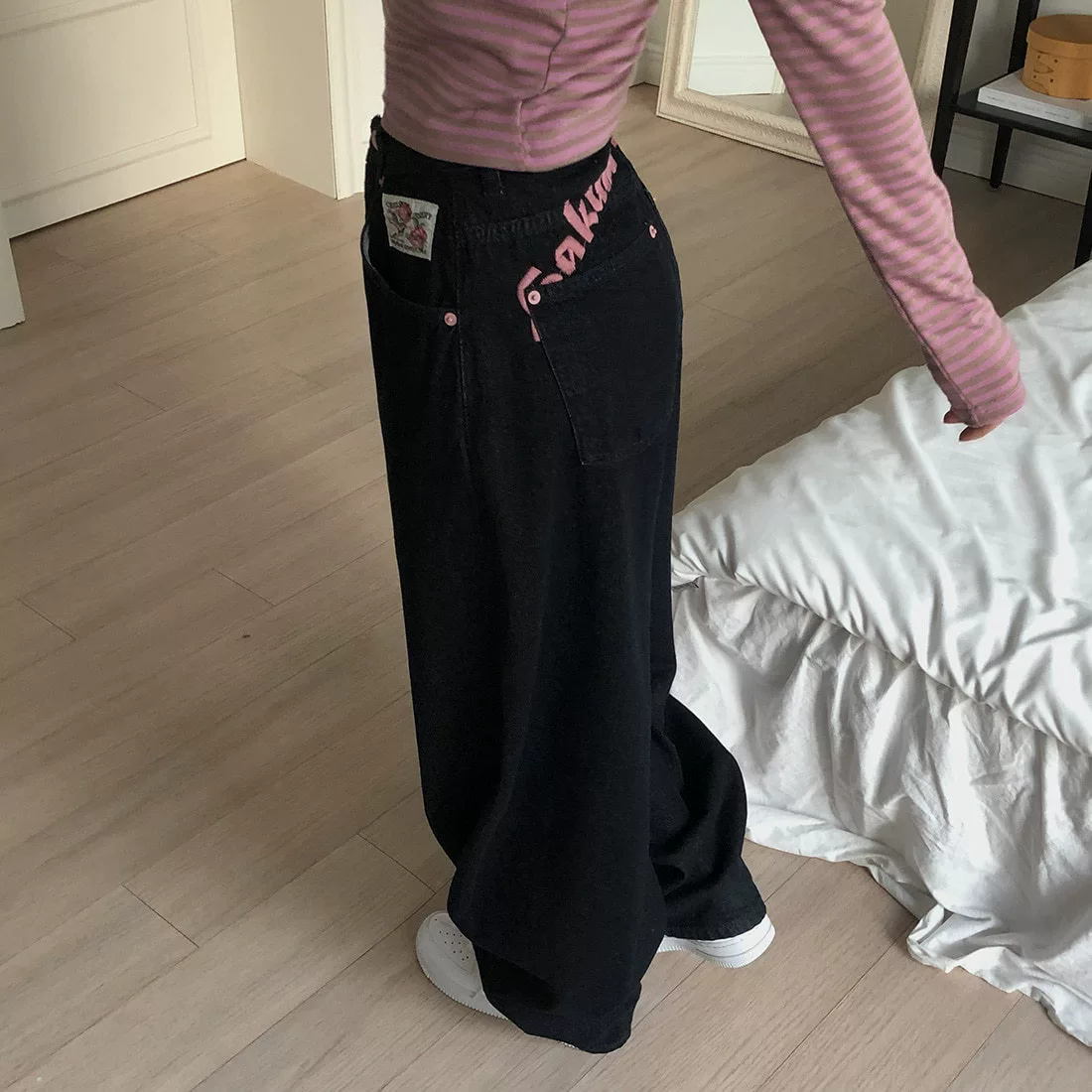 Dongdaemun 2025 весенняя новинка High Street easiest для подбора сладких крутых пряных вышитых букв свободные широкие узкие джинсовые брюки