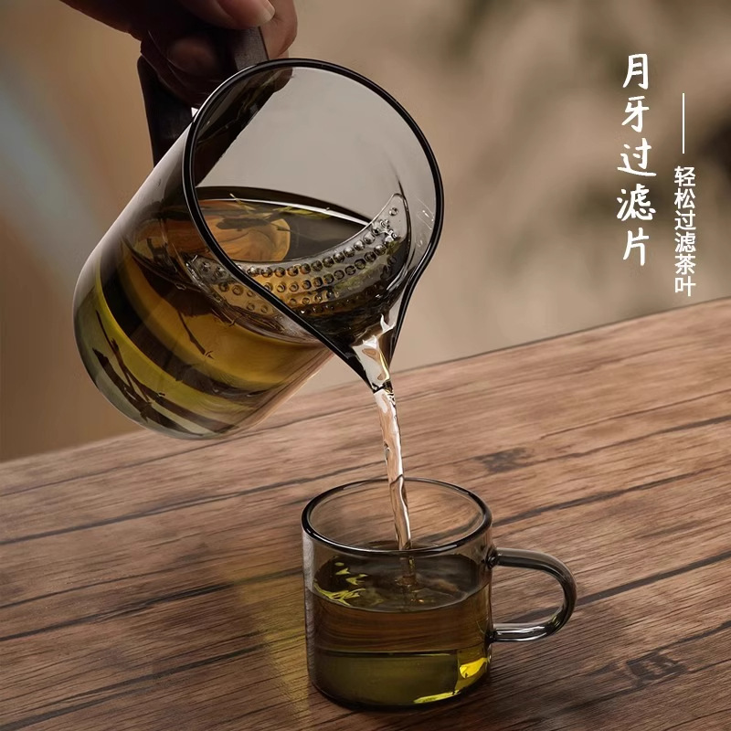 厚みのある高ホウケイ酸ガラス三日月フェアカップ茶漏れ一体型大容量フィルター付きインターネットセレブティーディバイダーフェアカップ|undefined