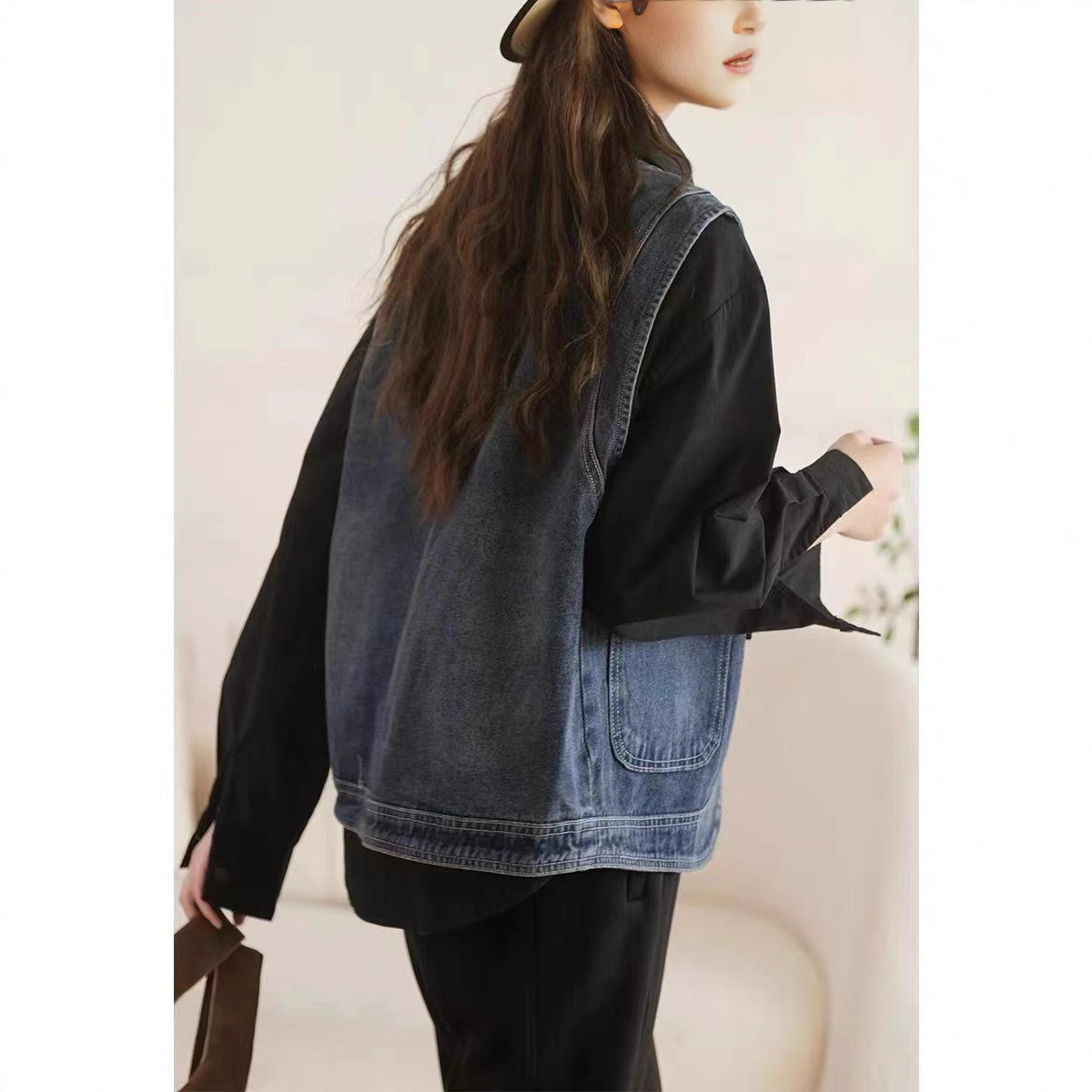 2026 New Spring/Summer Collection: All-Cotton New Chinese Style Retro Buttoned Denim Vest for Women, Slim Fit, Comfortable Sleeveless Vest