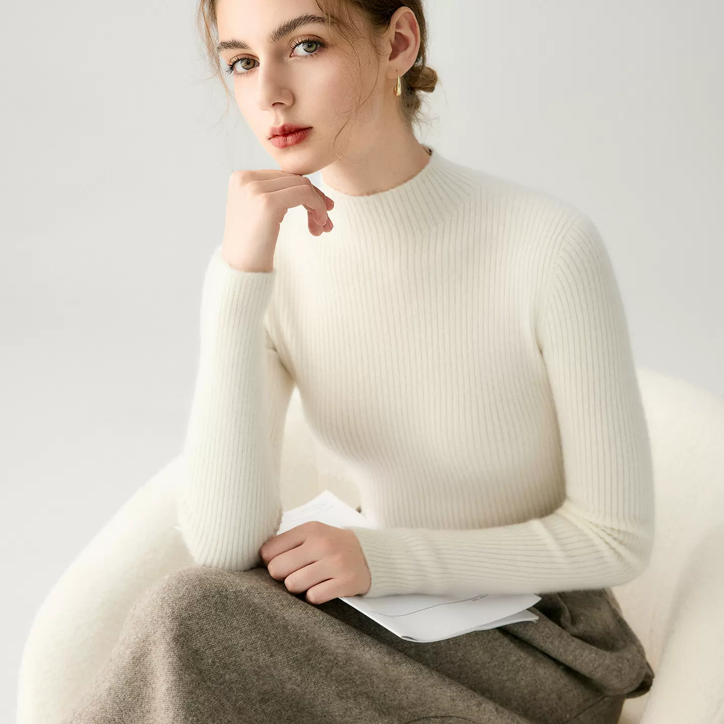 100%山羊绒女秋冬新款针织半高领打底衫保暖百搭纯色修身柔软毛衣