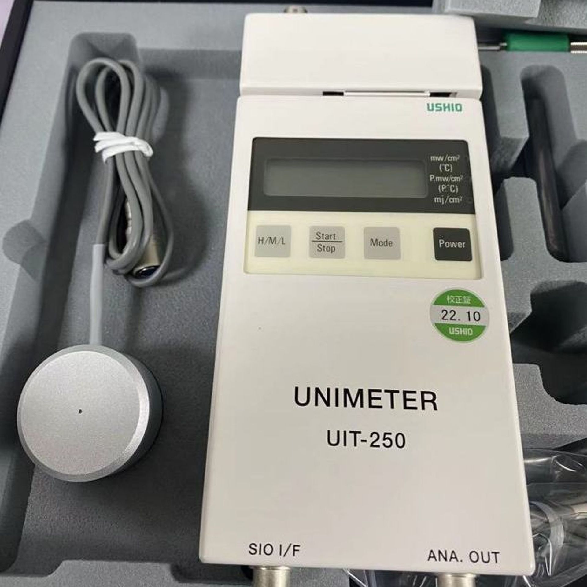 供应日本 牛尾USHIO 便携式案外线照度计UVD-C254可搭配探头