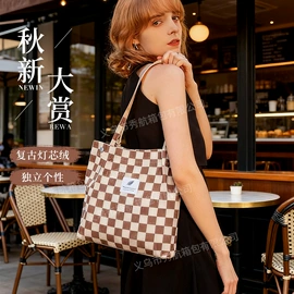 收纳袋收纳包;洗漱包、袋;托特包