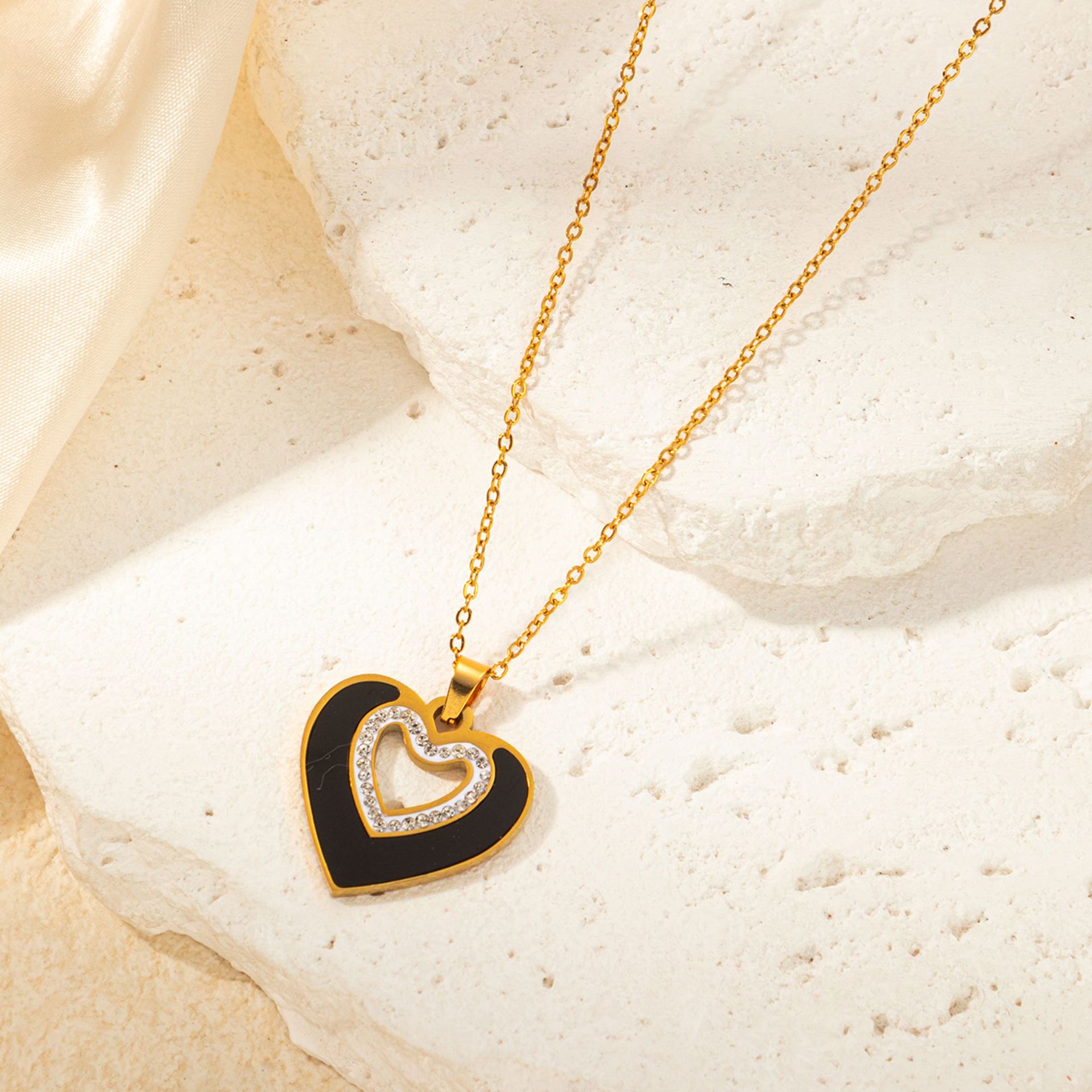 8g Weight 0.03µm Gold Plating Thickness Electroplated Gold Plating Process Golden Plated Plating Material Zircon Inlay Material Jewelry Set Classification cable chain Chain Type 1 Set Quantity Casual Occasion 201 Stainless Steel Material Heart Shape Pattern Women's Gender Basic Style Plating Craft Wholesale Jewelry Basic Heart Shape Titanium Steel Zircon Plating Jewelry Set 12