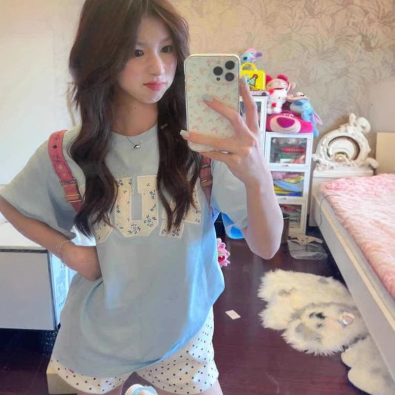 chubby girl Small Floral Discount Milk Blue Short-sleeved T-shirt Women's Summer oversize Small Half-sleeved plus size Top chubby girl Small Floral Discount Milk Blue Short-sleeved T-shirt Women's Summer oversize Small Half-sleeved plus size Top