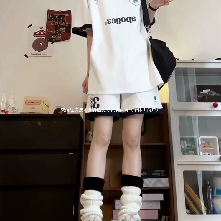 Спортивный костюм в студенческом стиле для летних студенток, свободная модная рубашка-поло в корейском стиле, шорты с короткими рукавами, повседневный комплект из двух предметов