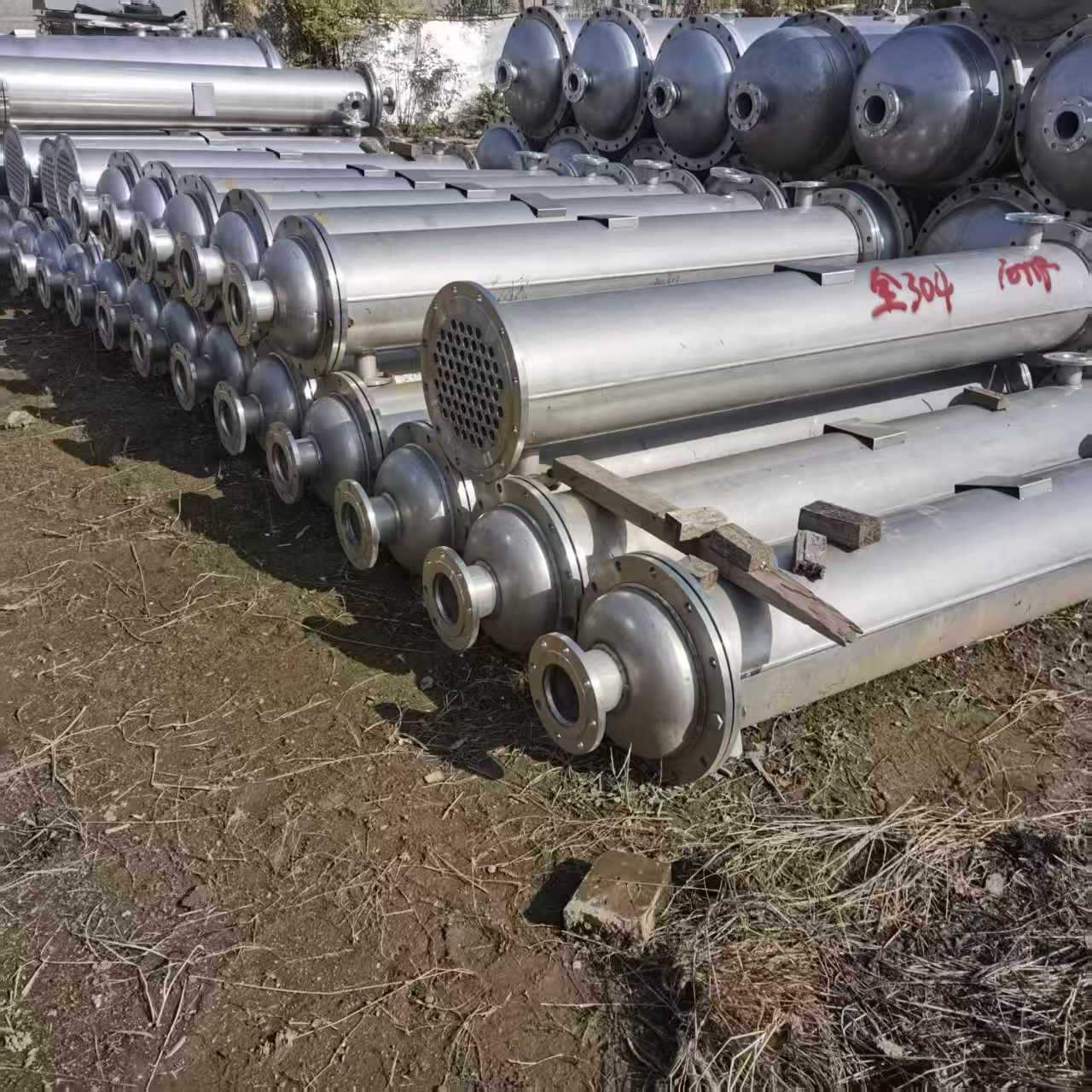 现货304不锈钢冷凝器列管式化工制药换热器5平方10平方30平方50平