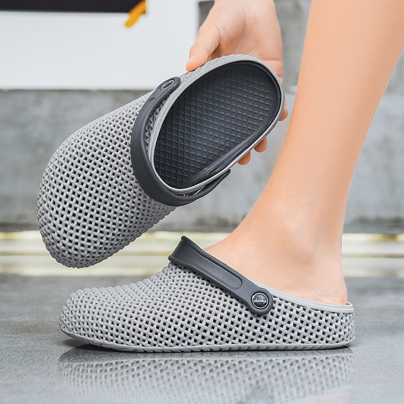 Popular Hollow-Out Wormhole 3D Printed Eva Clogs for Men, New Fashion Non-Slip Thick-Soled Beach Sandals Popular Hollow-Out Wormhole 3D Printed Eva Clogs for Men, New Fashion Non-Slip Thick-Soled Beach Sandals