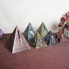 Creative ornaments, personalized landmark building pyramid model, small ornaments, creative piggy bank decoration, travel commemoration