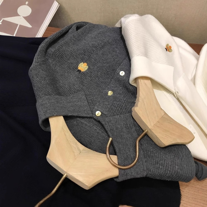 Fine-Spun Merino Beetle Embroidery New Sweater Spring and Autumn Wool Knitwear Thin Polo Collar Cardigan