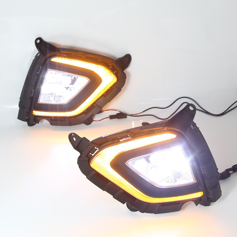 Adecuado para 17-18 HY IX25 luz diurna moderna Creta luz diurna con dirección de luz amarilla