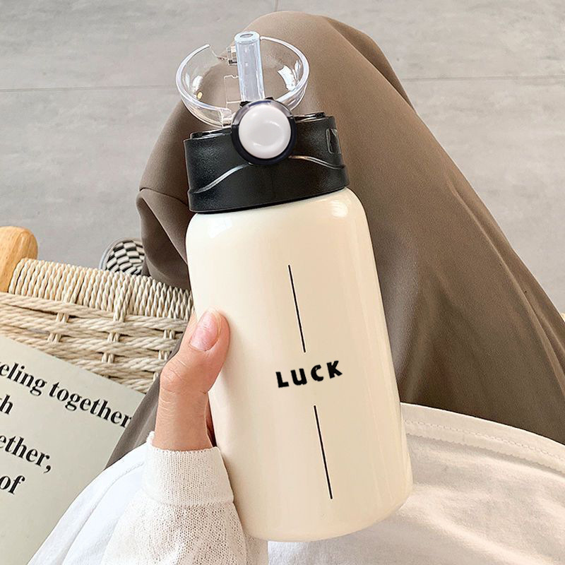 Isolierbecher mit Strohhalm für Herren und Damen, Trinkbecher aus lebensmittelechtem Edelstahl, eleganter und hochwertiger tragbarer Isolierbecher mit großem Fassungsvermögen für Schüler.