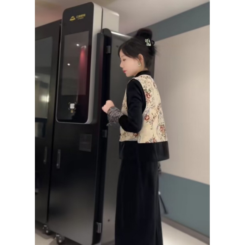 套装女2025春季新款高级感新中式国风盘扣马甲外套+连衣裙两件套|undefined