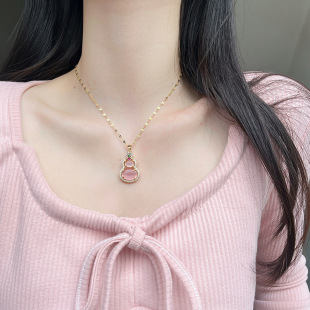 New Chinese Style National Style Pink Gourd Necklace Women's 2024 New Design Sense Light Luxury Niche Collar Chain Necklace Accessories