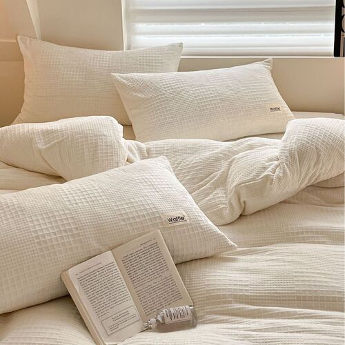 Winter thickened waffle milk velvet four-piece bedding series quilt cover, fitted sheet, pillowcase, bedding wholesale