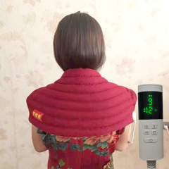最初は頭の電熱赤豆袋を温めて肩の首を温めてお腹を温めます。