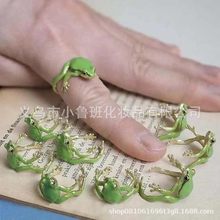 վ  Tree frog ringɫ ָܽŮʿƷ