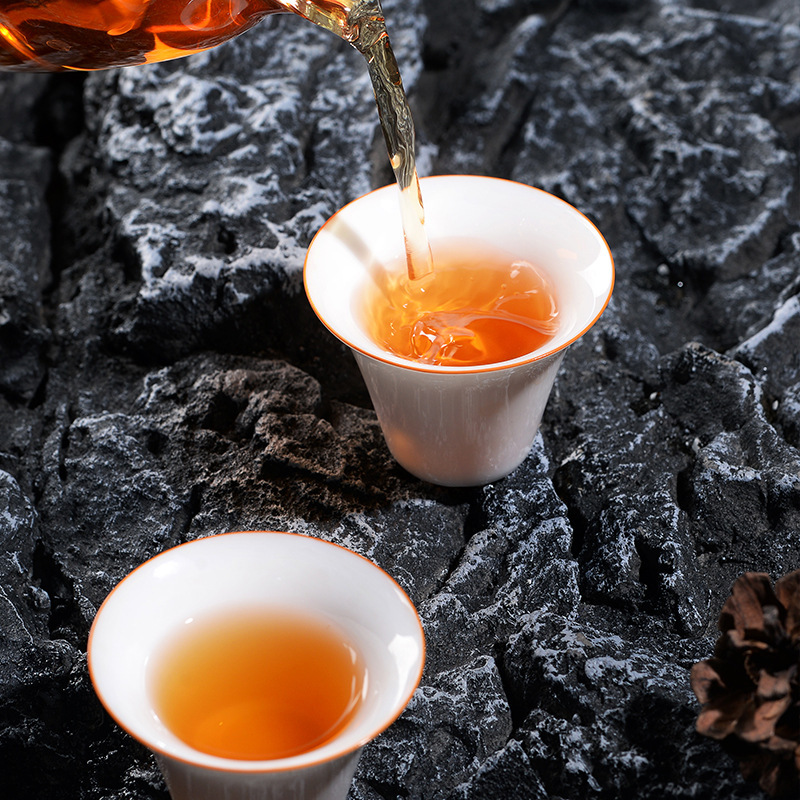 はちみつ風味の極細ラプサン スーチョン紅茶 本物の濃い味の赤いルースギフトボックス缶詰 2025 新茶|undefined