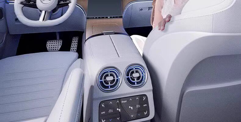 Car sunshade for the front windshield, sun protection, heat insulation, sunshade umbrella, full car blackout curtain, titanium silver new model