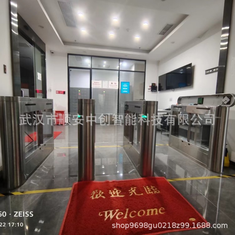 医院办公大楼摆闸测温人脸识别闸机出入口防撞摆闸人行通道闸