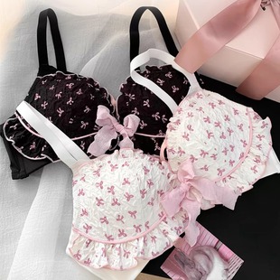 Japanese Girl's Bra Gathered Small Chest Large No Steel Ring Anti-expansion Sweet Underwear suit Women's 2024 New Style