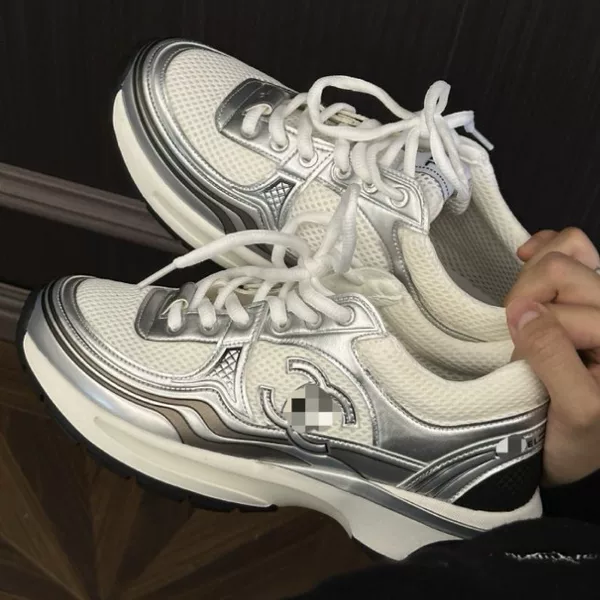Chanel-Style Silver Mesh Breathable Height-Increasing Dad Shoes 23C Unisex Non-Slip Lightweight Casual Sneakers