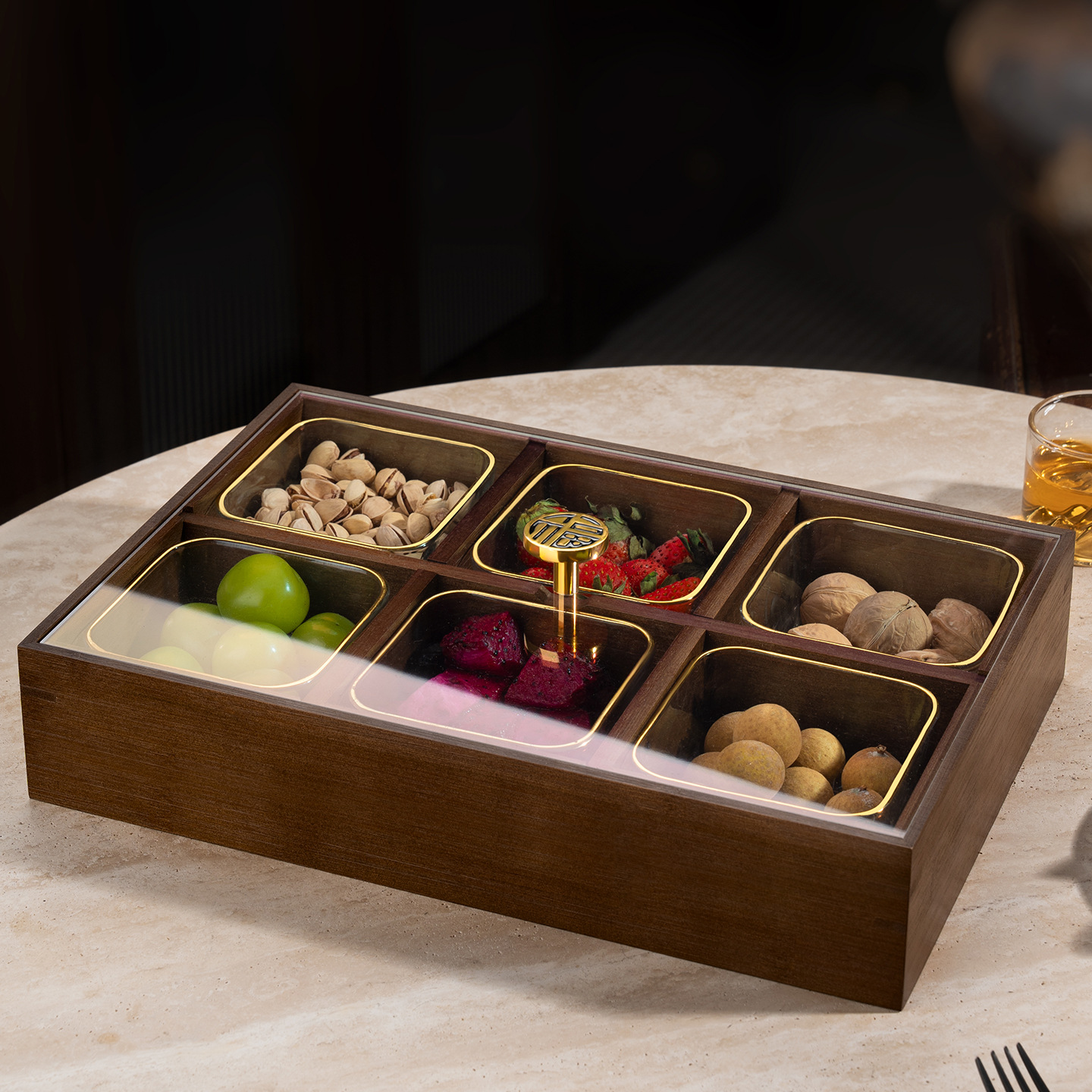 Nueva caja de frutas secas de madera china, caja de almacenamiento de bocadillos de nueces, bandeja de frutas dividida, bandeja de dulces doméstica de nueva casa