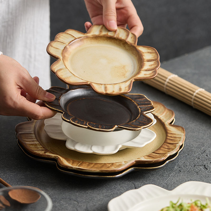 Plato de decoración artística creativa, plato de restaurante francés de alto valor, plato de filete de pasta occidental