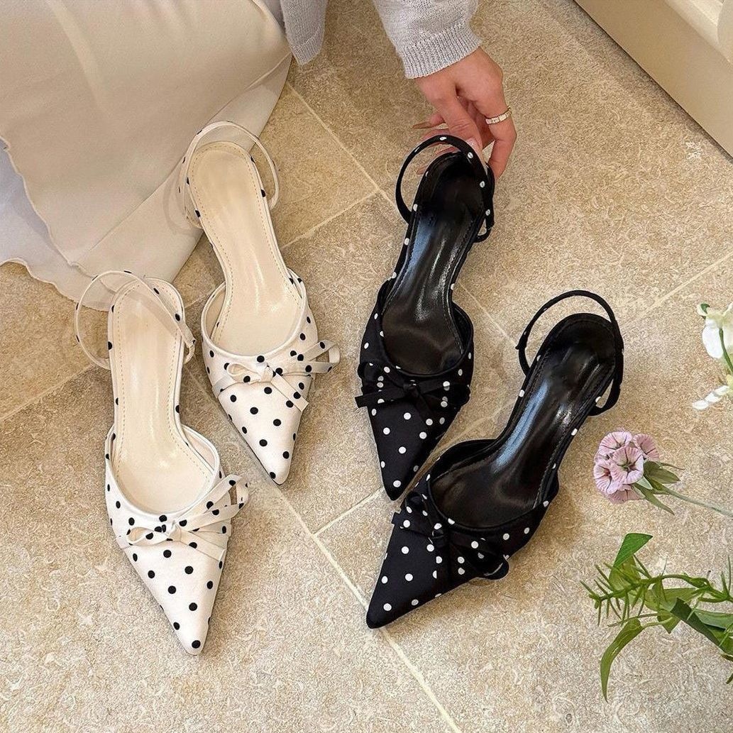 Sandals stiletto heels with bow