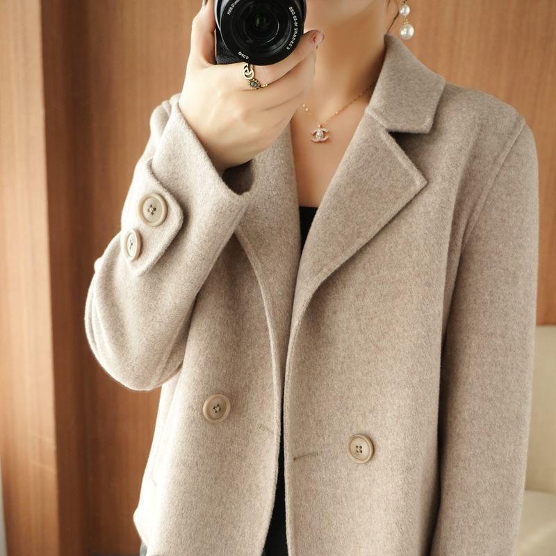New Single-Sided Woolen Coat for Women, Short, Fashionable and Casual, Small Suit, Woolen Coat, Short, Beige, Black