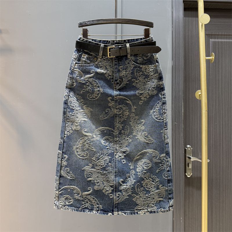 Retro Jacquard High-Waisted Denim Skirt for Women 2025 New Autum Loose Straight Slimming Look Hip-Covering Mid-Length Skirt