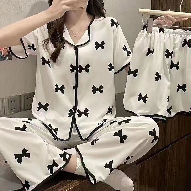 2024 new pajamas women's summer high-value online popular three-piece cardigan short-sleeved shorts pants sweet home clothes