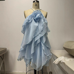 澳洲设计师品牌挂脖立体花装饰不规则荷叶边露肩无袖时尚短裙