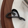 Large love clip is bright matte black [12cm]