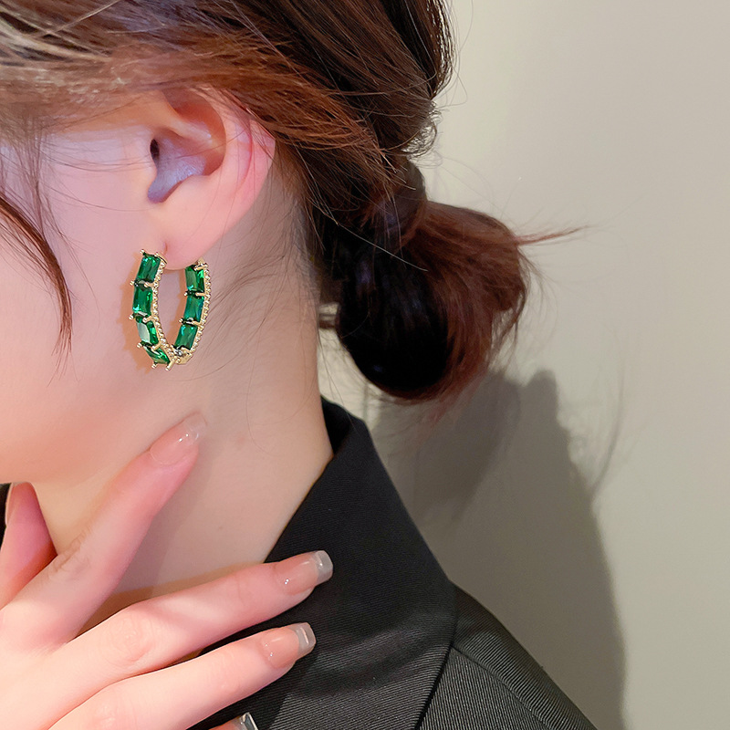 Geometric Pattern Women'S Gender Retro Geometric Copper Inlay Zircon Hoop Earrings 1 Pair