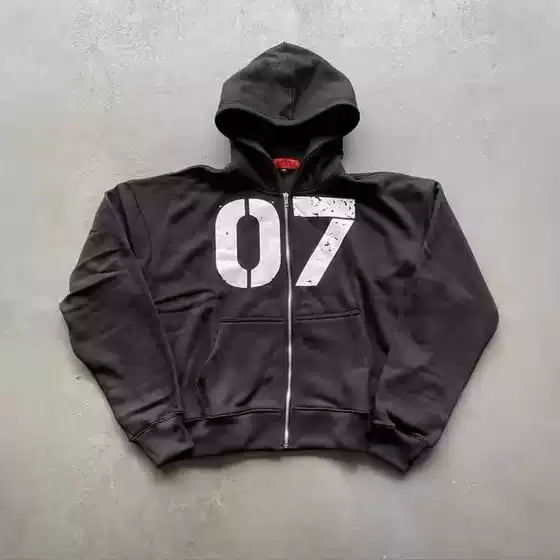 07 Trendy Streetwear Oversized Hoodie Set for Men and Women Hip Hop Athletic Zip-Up Hoodie and Pants Ensemble
