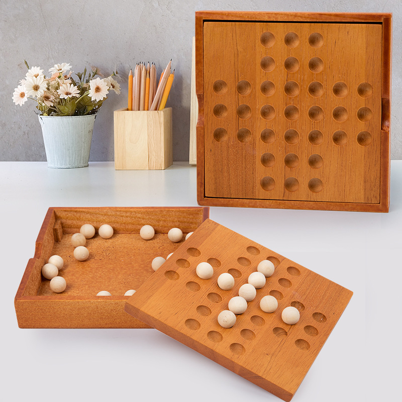 Children's wooden independent single aristocrat chess beneficial intelligence desktop game classical kongming game chess single chess toy