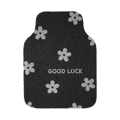 Universal Foot Pad: design, universal fit for most vehicles