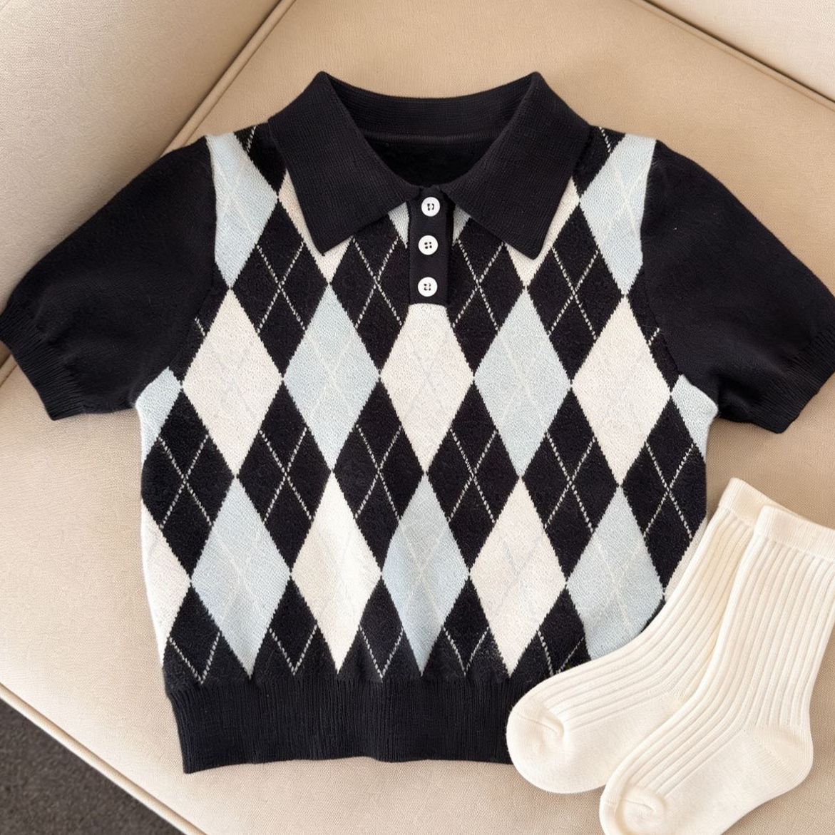 New summer children's knitted polo shirt, short-sleeved, Korean style, classic diamond pattern, fashionable and versatile children's clothing.