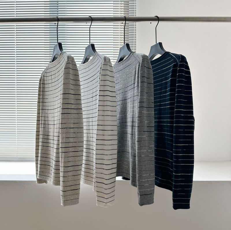 Irregular horizontal striped base shirt, early autumn 2026 new model, ultra-soft and slim-fitting, figure-flattering pure cotton knit top for women Irregular horizontal striped base shirt, early autumn 2026 new model, ultra-soft and slim-fitting, figure-flattering pure cotton knit top for women