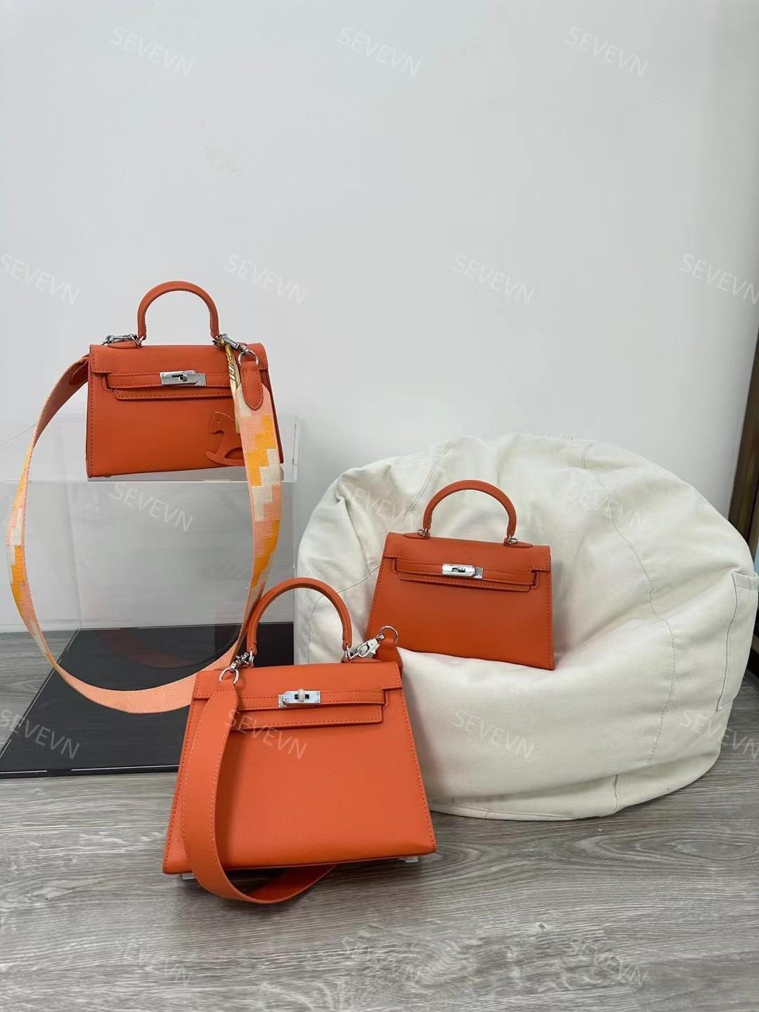 Túi Kelly nữ dễ phối, khóa bạc, thiết kế nhỏ gọn, xách tay hoặc đeo chéo — Màu đen, 19*6*13cm, Màu be trắng, 19*6*13cm, Màu vàng, 19*6*13cm, Màu tím, 19*6*13cm chi tiết 11