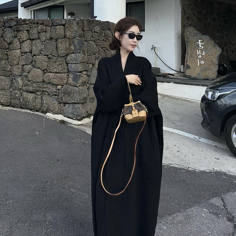 Black Double-Sided Wool Coat for Women, Autumn/Winter, Petite Size, High-End Style, Long Woolen Overcoat Black Double-Sided Wool Coat for Women, Autumn/Winter, Petite Size, High-End Style, Long Woolen Overcoat