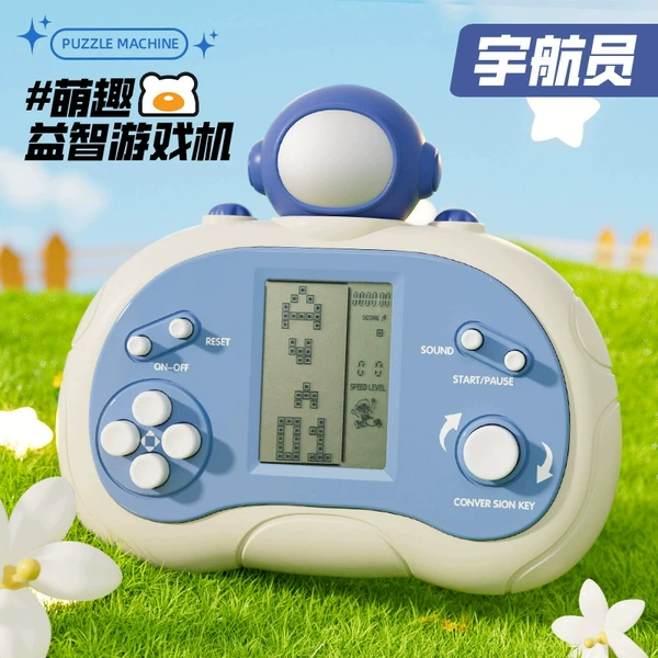 Tetris, game console, astronaut, English