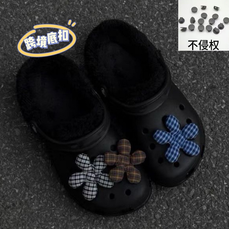 New Style Clog Shoe Accessories for Winter, with a High-End Feel, Simple Plaid Flower Decorations, Shoe Charms, Detachable Accessory Buckles