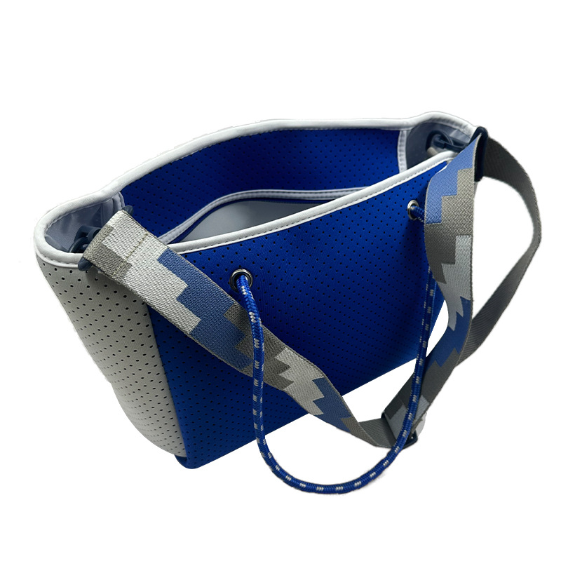 파란색과 흰색 대비