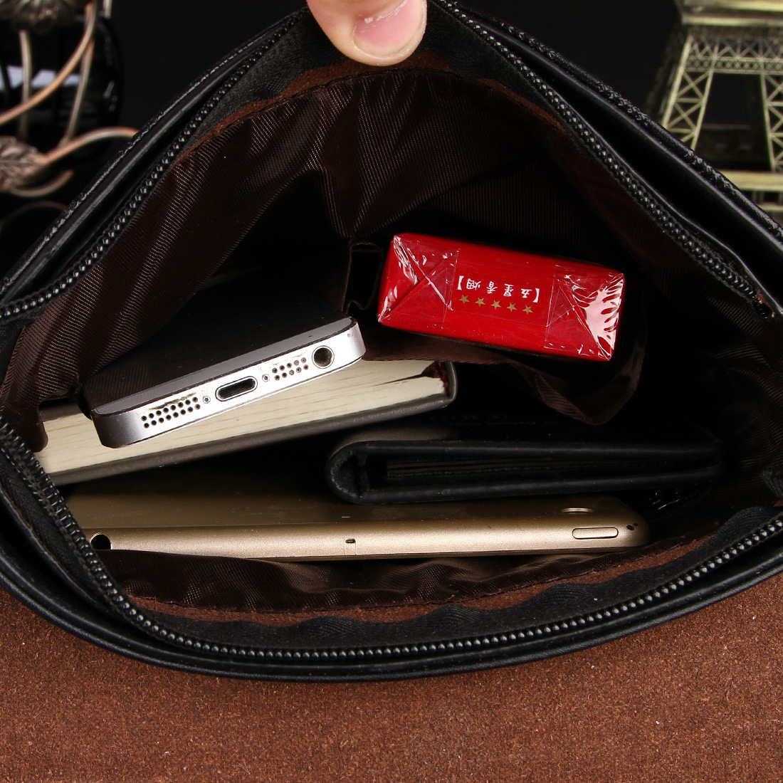 El comercio exterior de Europa y América Paul hombres bolsa de hombro bolsa colgante casual bolsa de mensajero retro de los hombres de moda maletín de transporte de mano PU