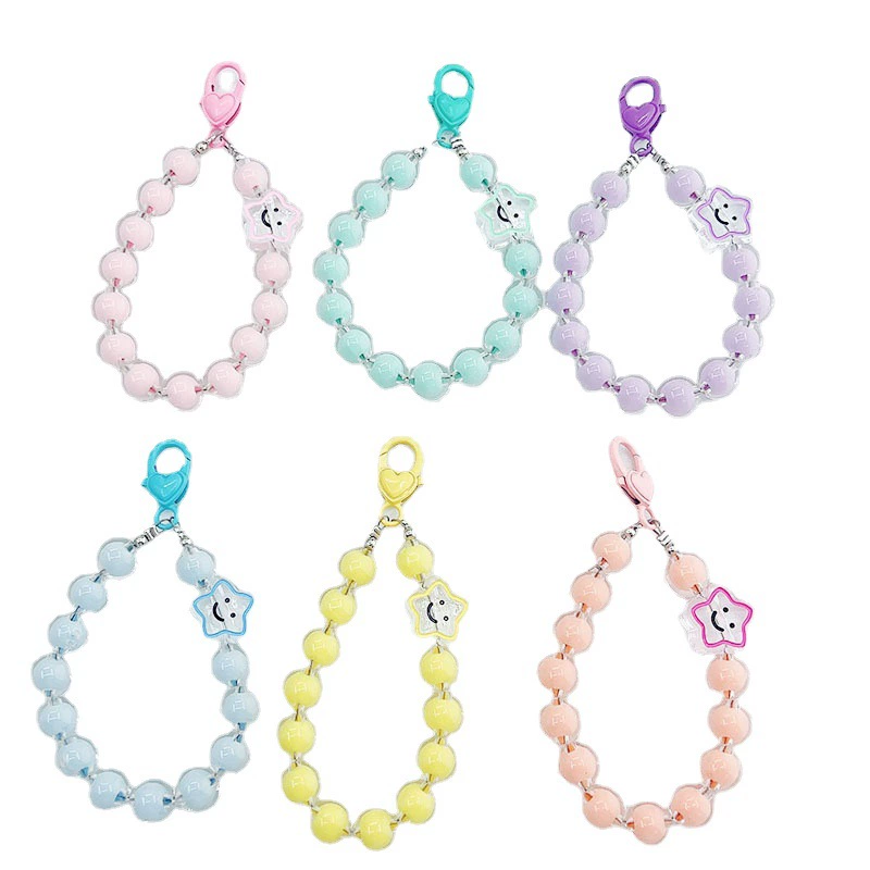  pendant, браслет из бусин, наушники, защитный чехол для ключей
