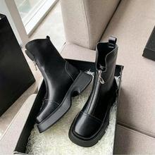 网红马丁靴女2025秋冬季新款时尚百搭舒适厚底前拉链女士瘦瘦靴子