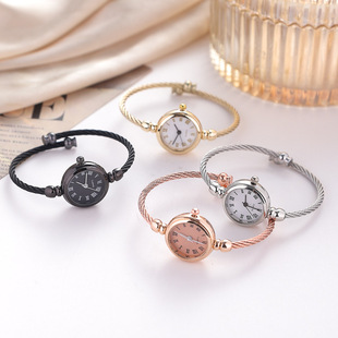 2025�¿����C�����eŮ��С�����ֱ�W���n�溆�s�������ʽŮ���