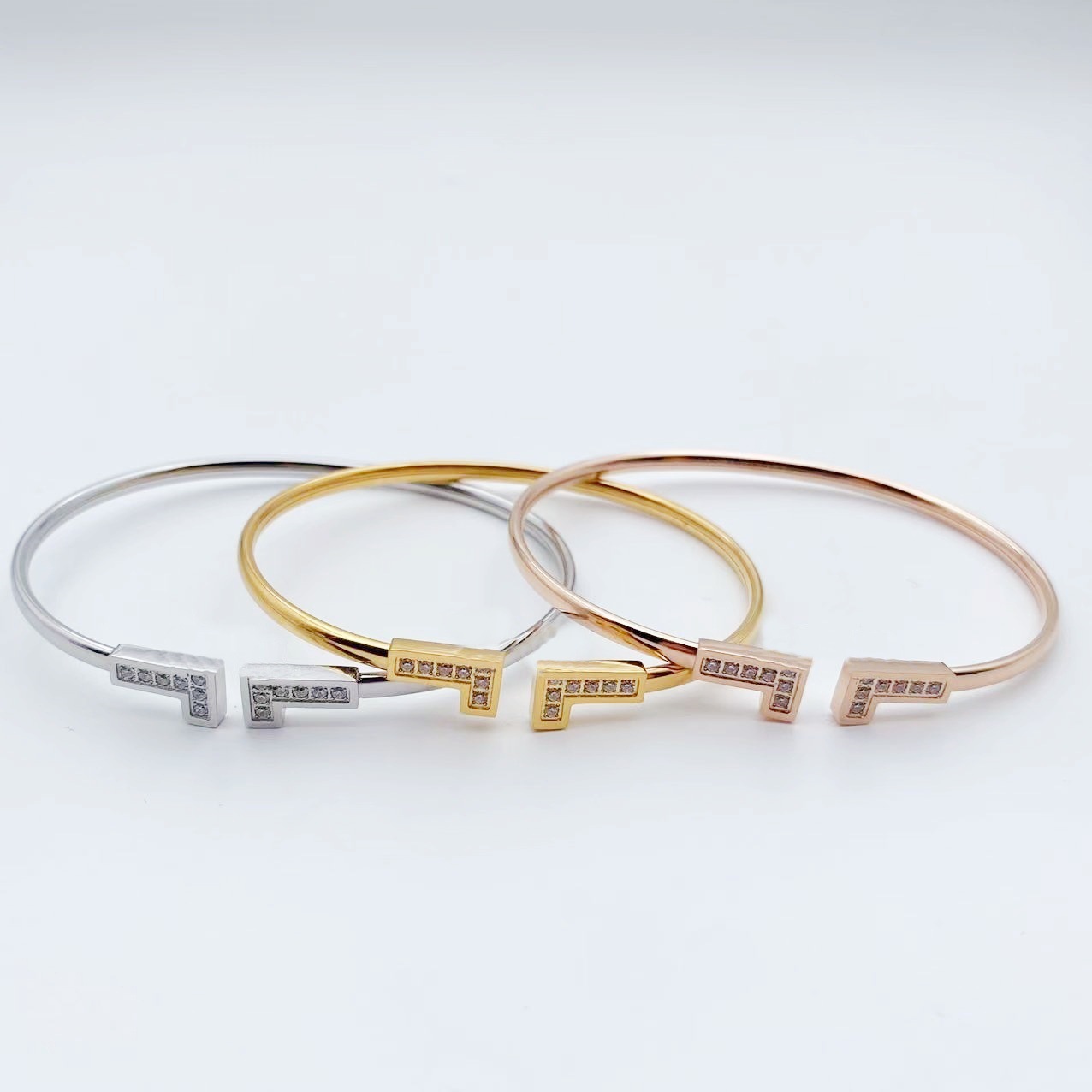 热销双子母T镶满钻光面弹力线圈开口手镯时尚饰品女