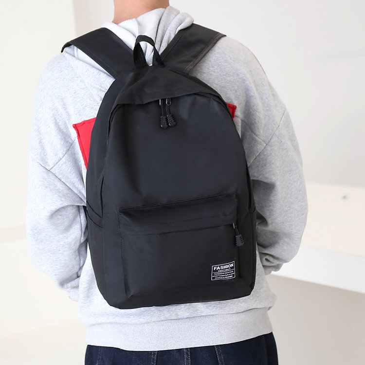Backpack for middle school students, large-capacity urban simple travel backpack, college style fashionable computer bag, casual bag full figure